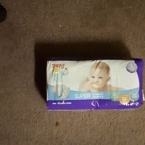 Baby clothes and diaper